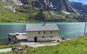 Rorbu Vestersia I Skjelfjord